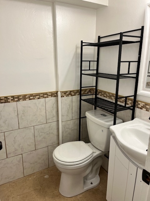 1612 11th Street, Waukegan, IL 60085