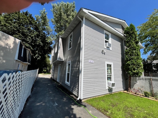 1612 11th Street, Waukegan, IL 60085
