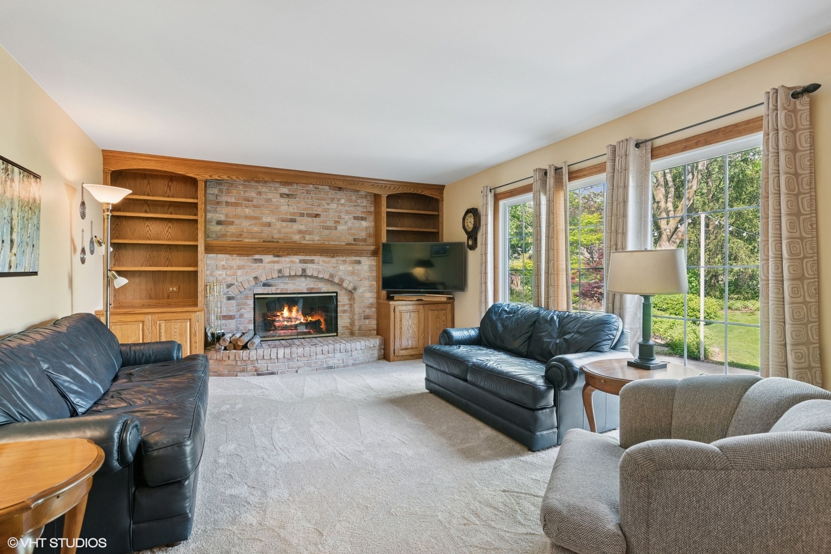 1096 Gunsmoke Court, Carol Stream, IL 60188
