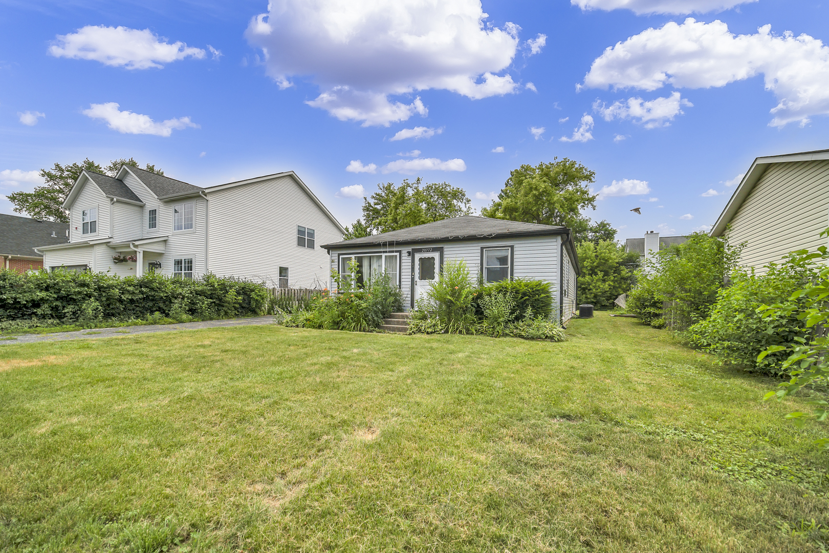 20772 N Elizabeth Avenue, Prairie View, IL 60069