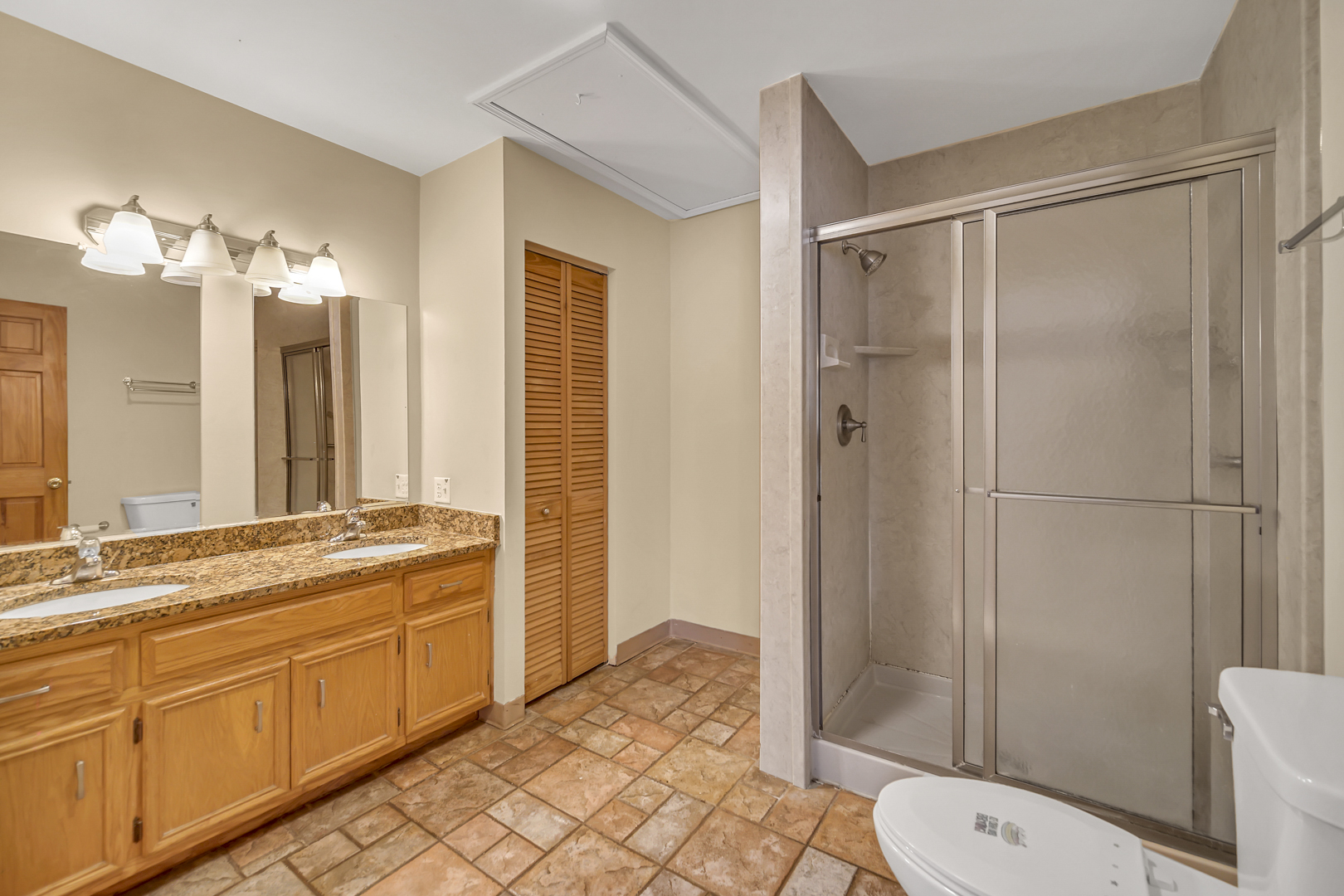 20772 N Elizabeth Avenue, Prairie View, IL 60069