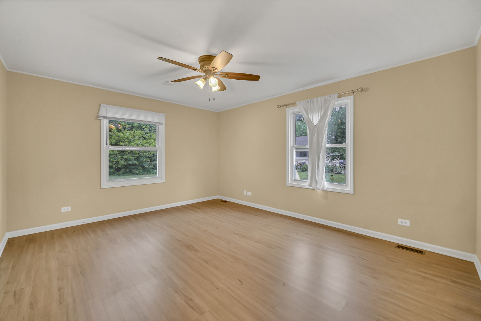 20772 N Elizabeth Avenue, Prairie View, IL 60069