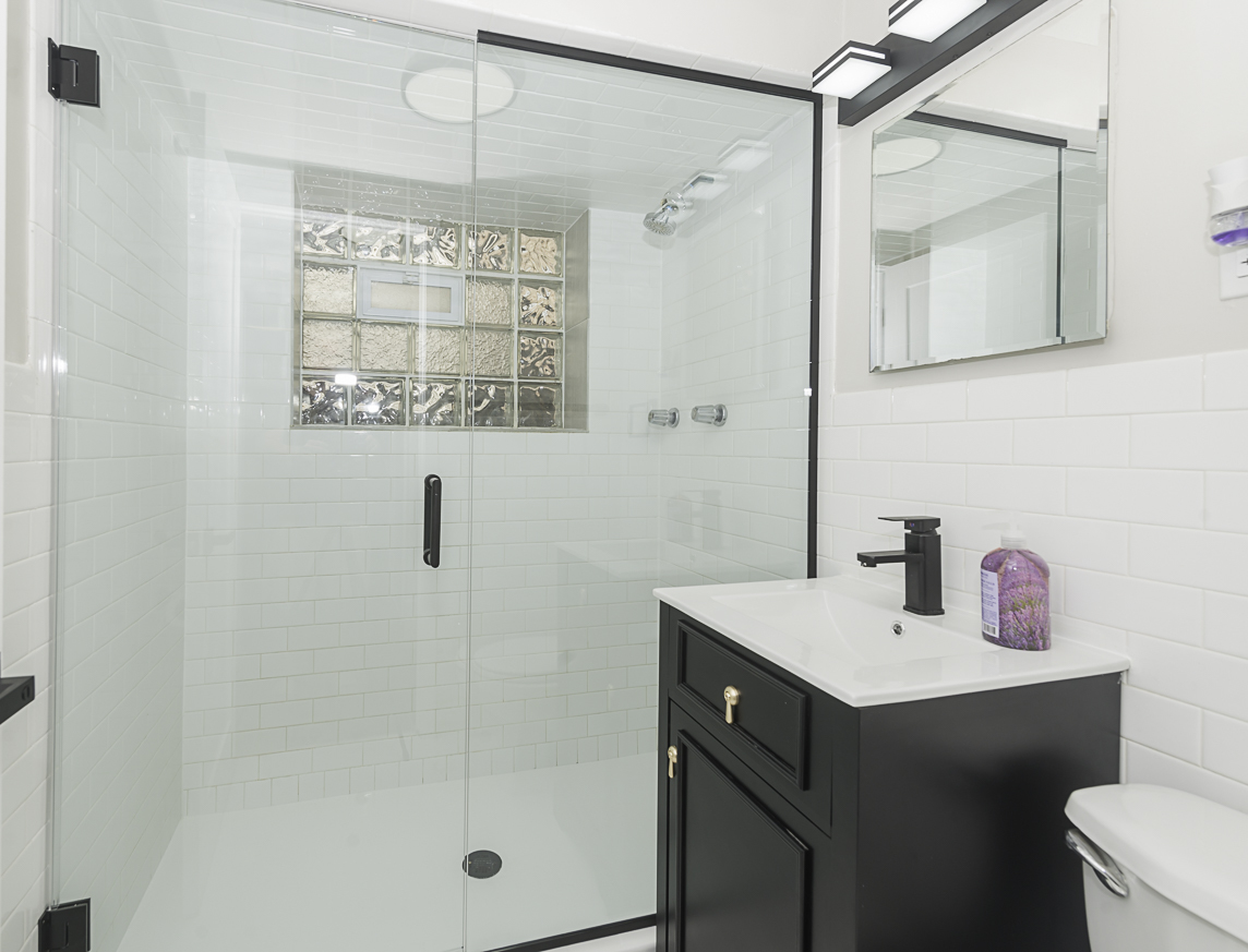 5848 N Drake Avenue, Chicago, IL 60659
