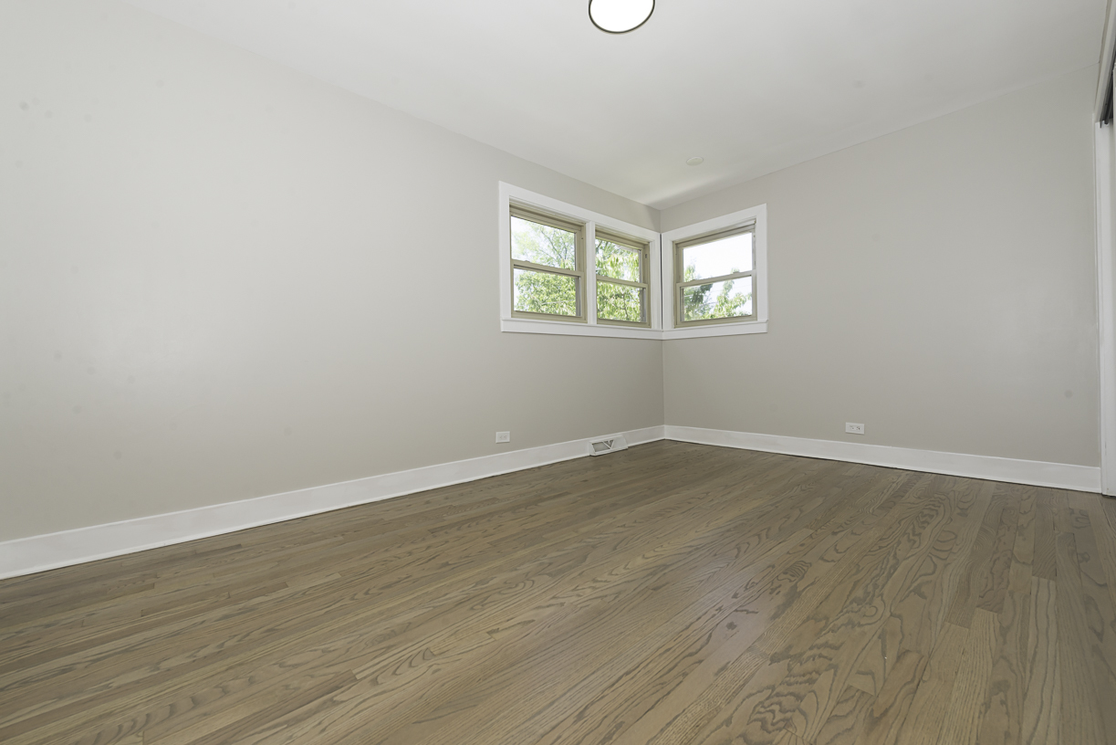 5848 N Drake Avenue, Chicago, IL 60659