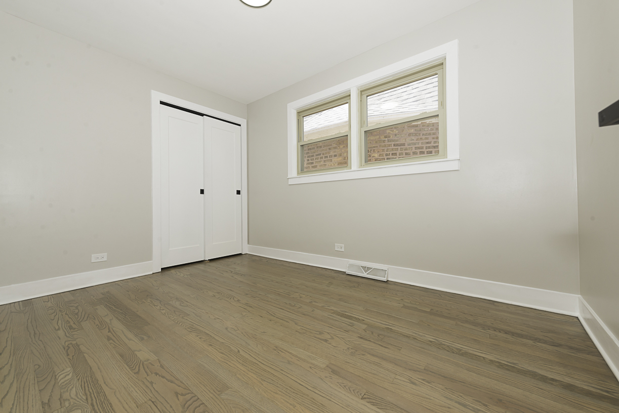 5848 N Drake Avenue, Chicago, IL 60659