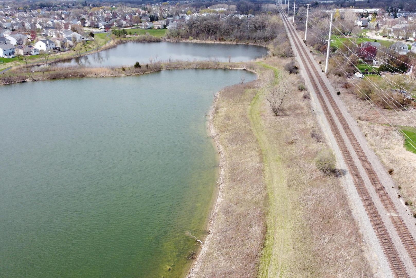 646 E Weston Court, Round Lake Beach, IL 60073