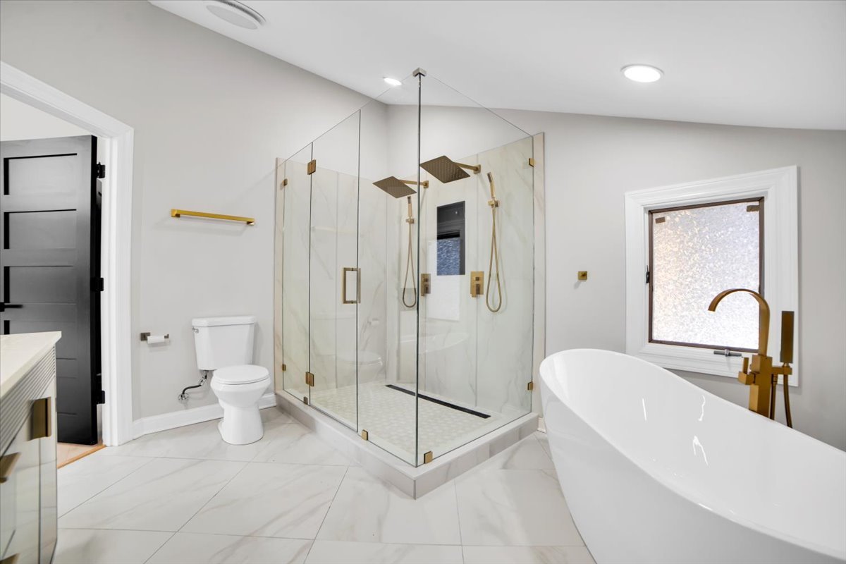 3601 Buckthorn Lane, Downers Grove, IL 60515