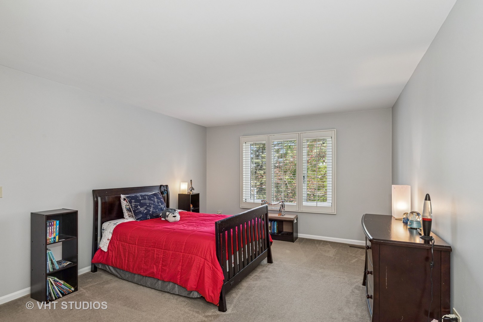 3937 Lakeview Court, Long Grove, IL 60047