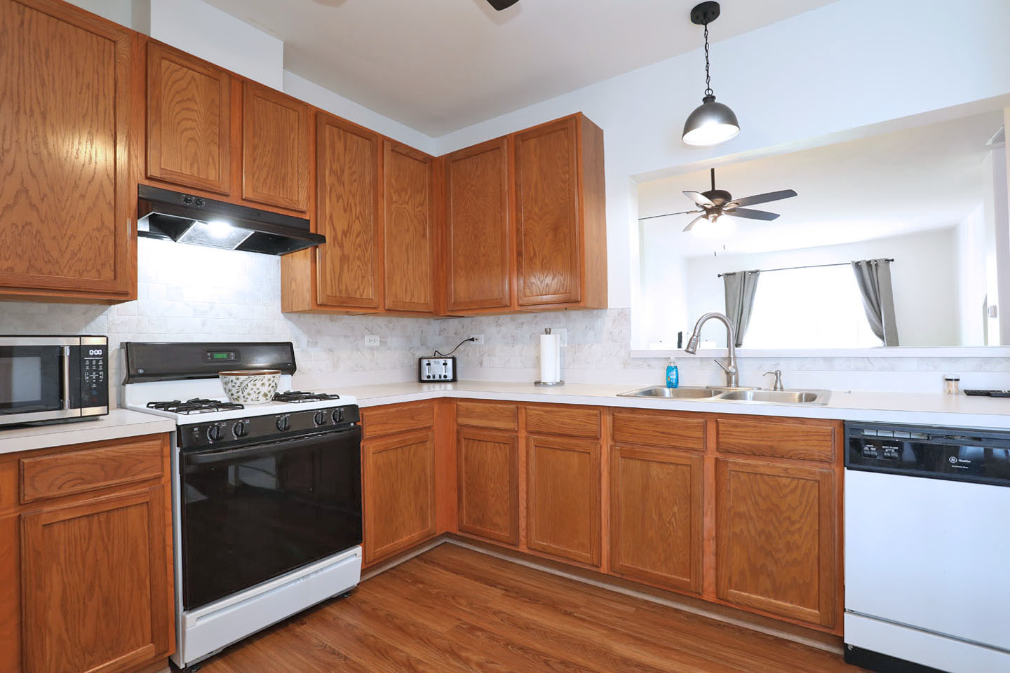 1403 New Haven Drive, Cary, IL 60013
