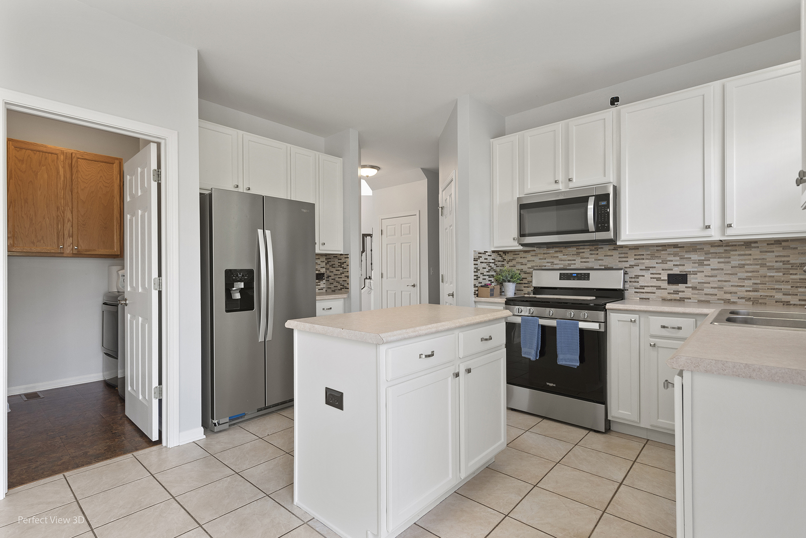 1501 WATERSIDE Drive, Bolingbrook, IL 60490