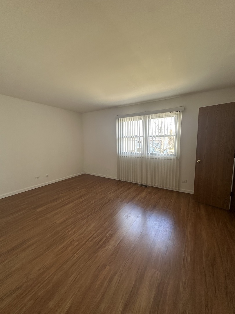 1924 Nautilus Lane, Hanover Park, IL 60133