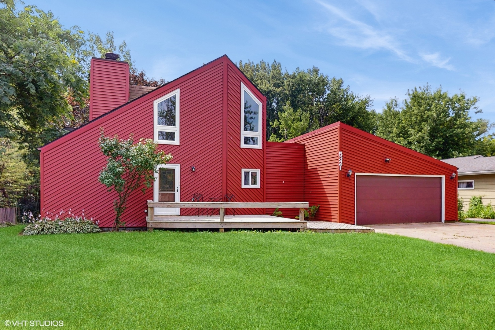 5321 W Valley Drive, Richmond, IL 60071