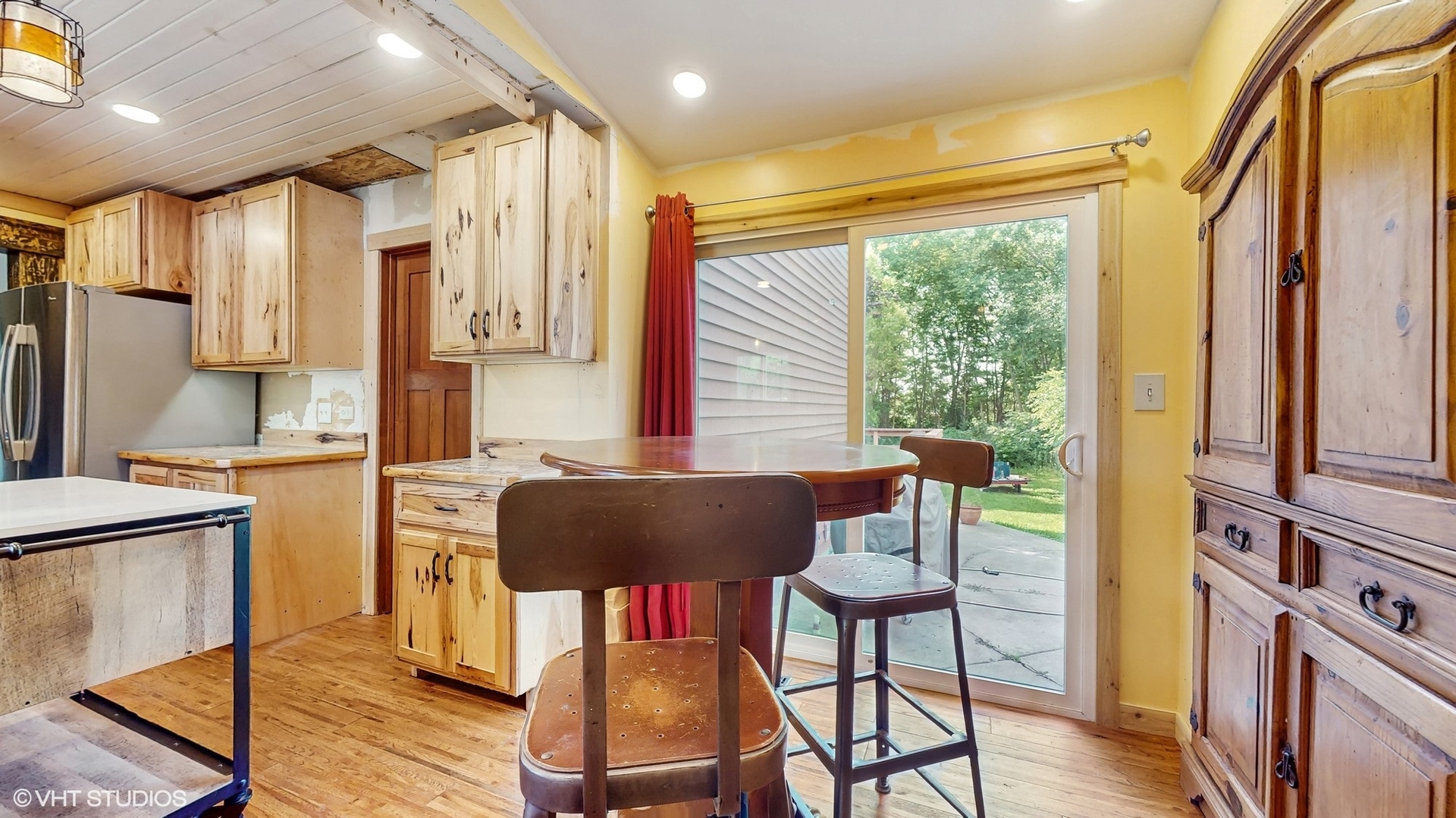 5321 W Valley Drive, Richmond, IL 60071