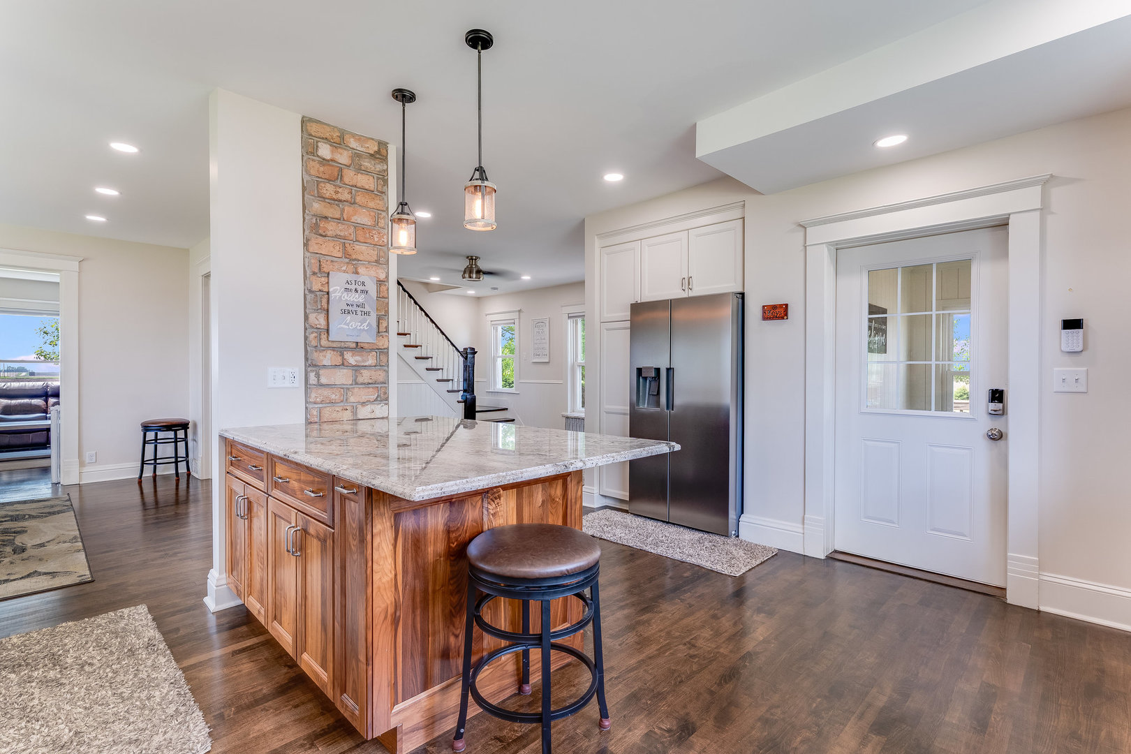 4731 E 10th Road, Earlville, IL 60518