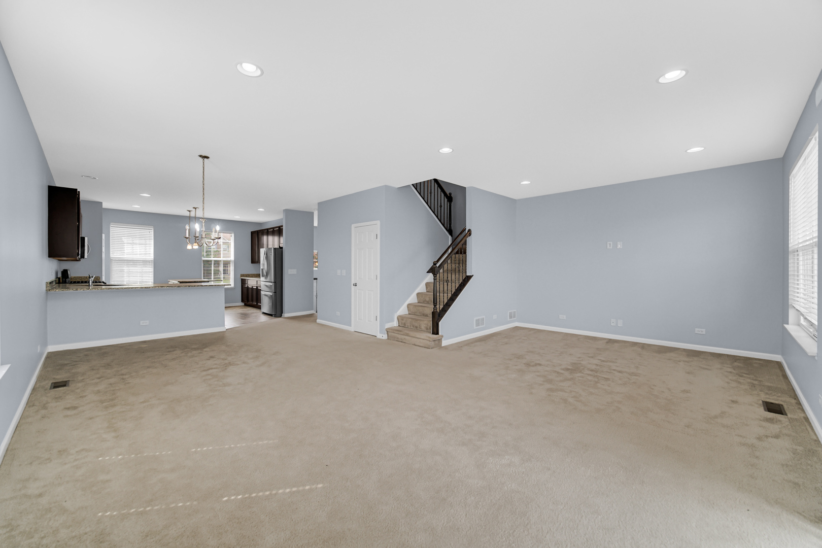 462 Town Center Boulevard, Gilberts, IL 60136