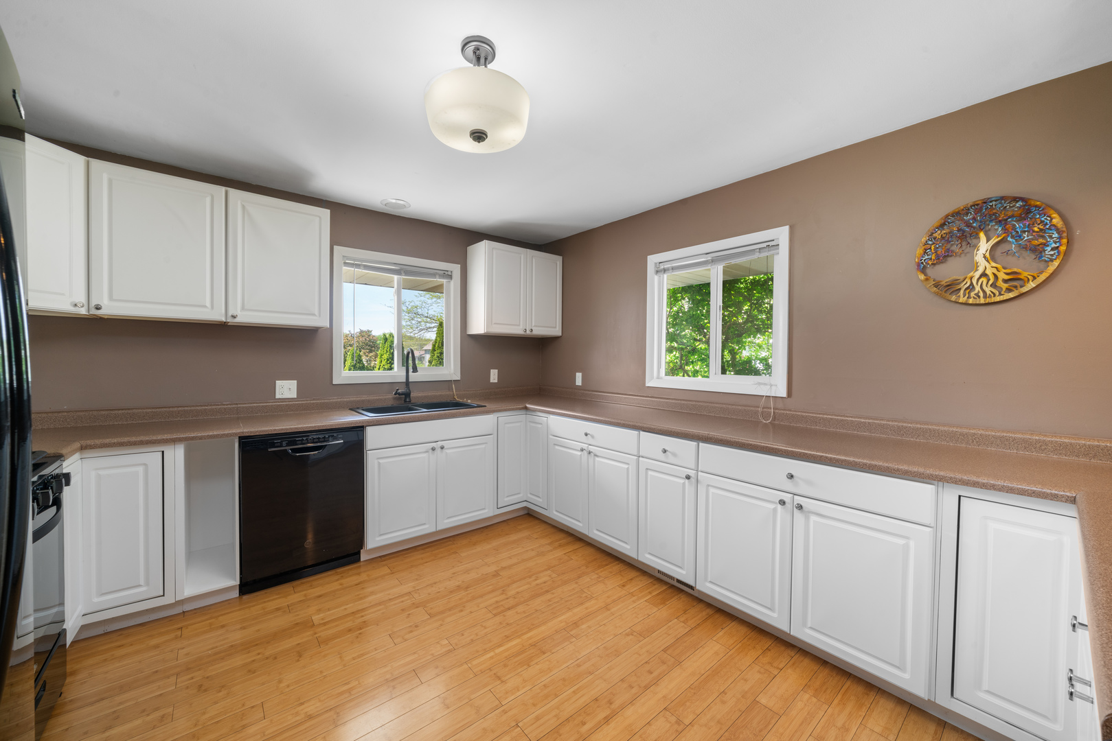 719 S East Street, Earlville, IL 60518