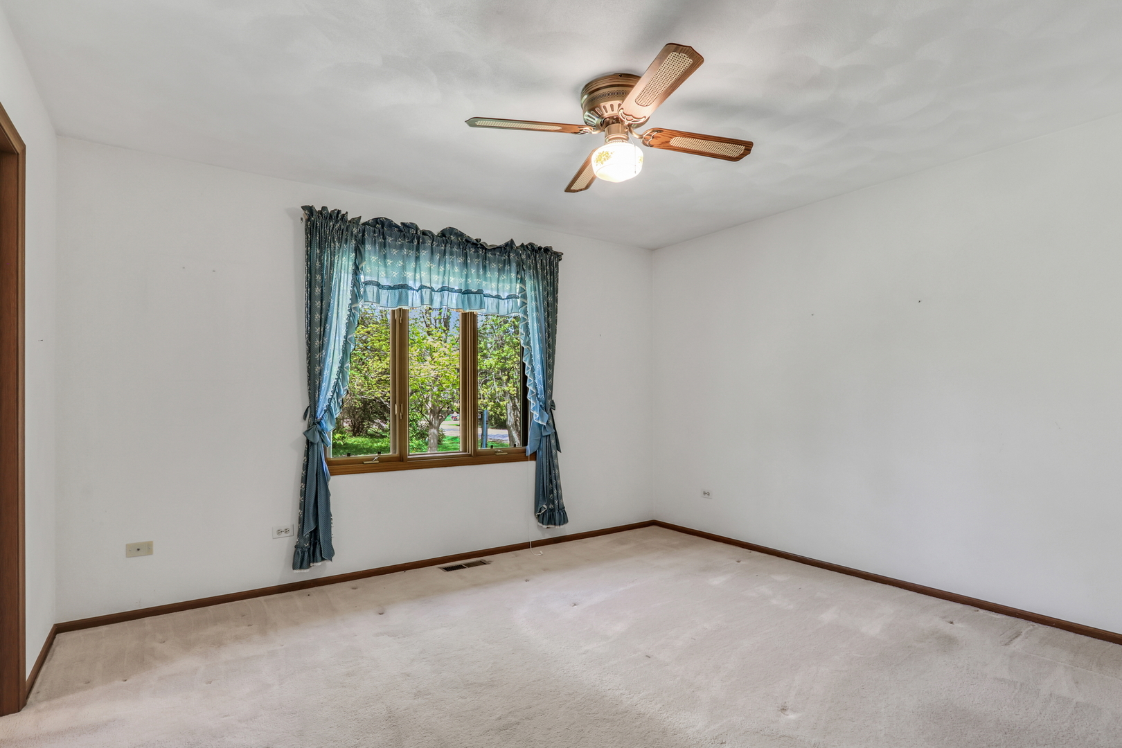 10762 W Talmadge Avenue, Beach Park, IL 60099