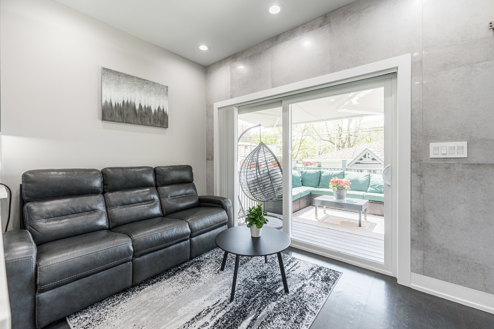 3800 N Oketo Avenue, Chicago, IL 60634
