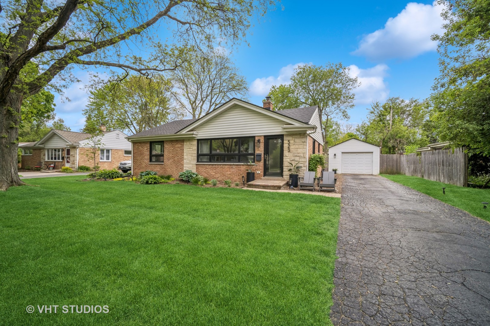 523 E Colfax Street, Palatine, IL 60074