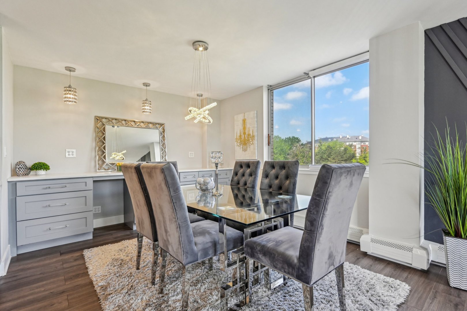 40 N Tower Road #3G, Oak Brook, IL 60523