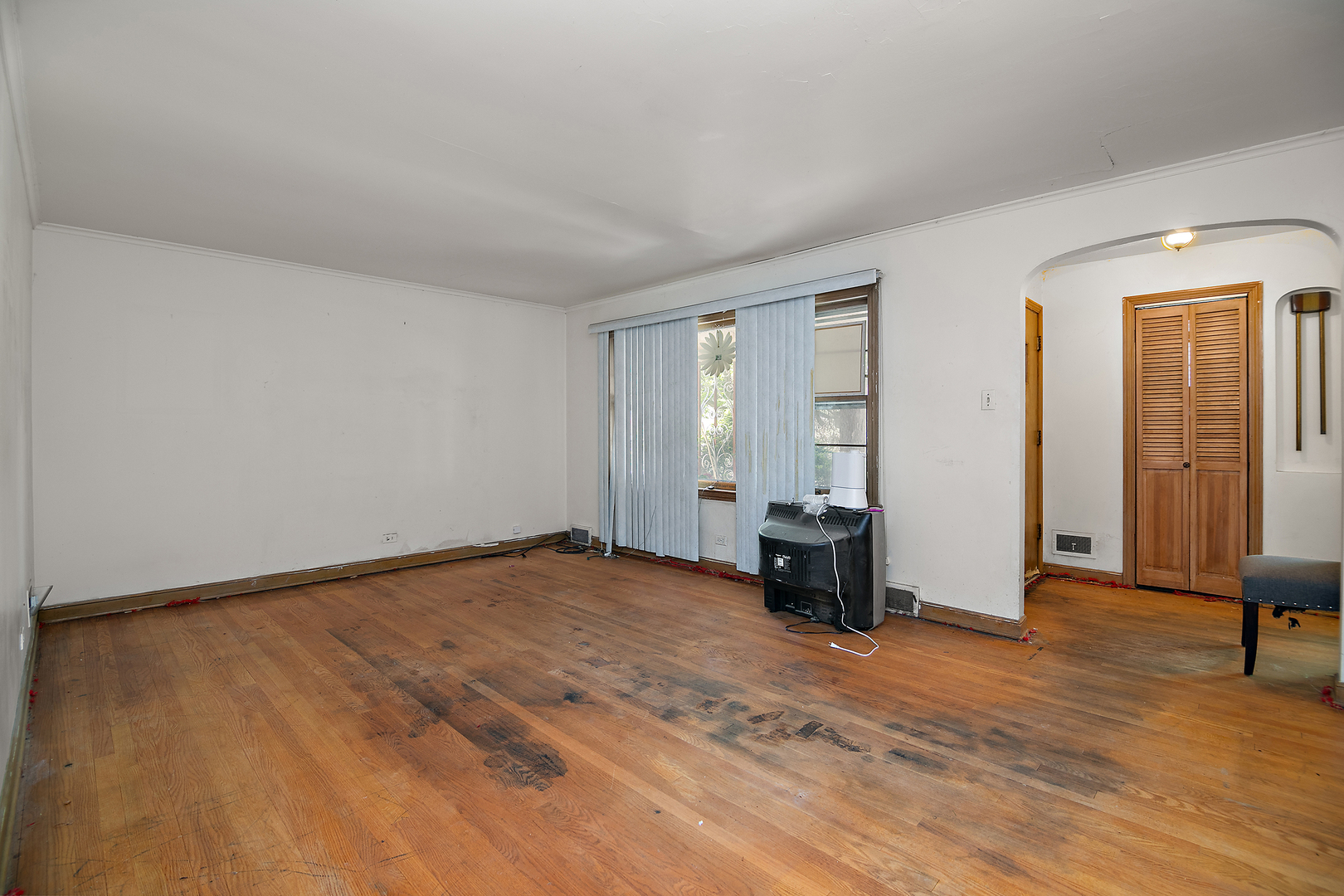 11125 S Fairfield Avenue, Chicago, IL 60655