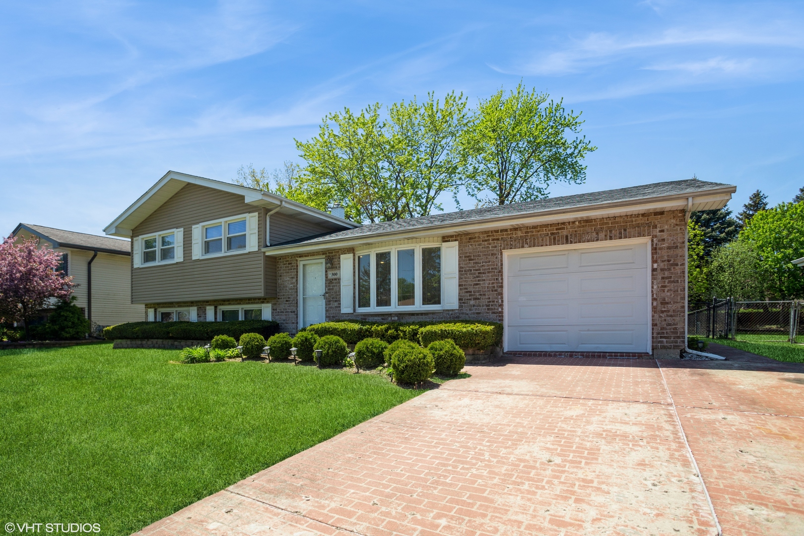 300 Wingate Drive, Schaumburg, IL 60193