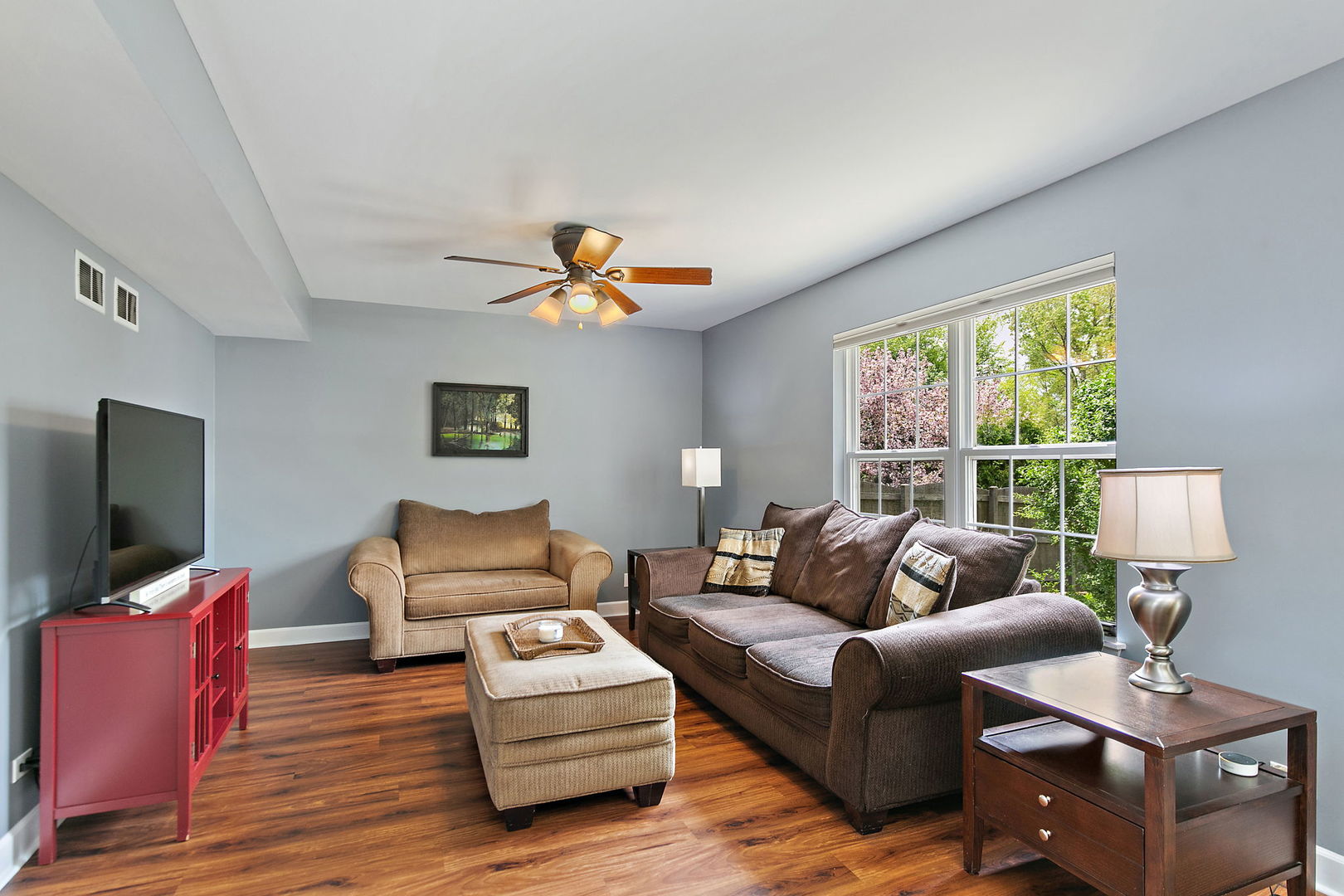 92 misty hill Lane, Hainesville, IL 60030
