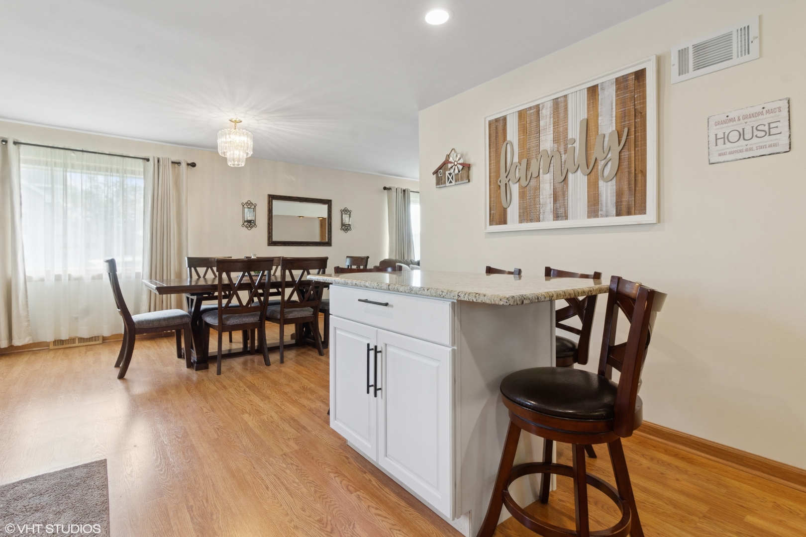 3944 Euclid Avenue, Stickney, IL 60402