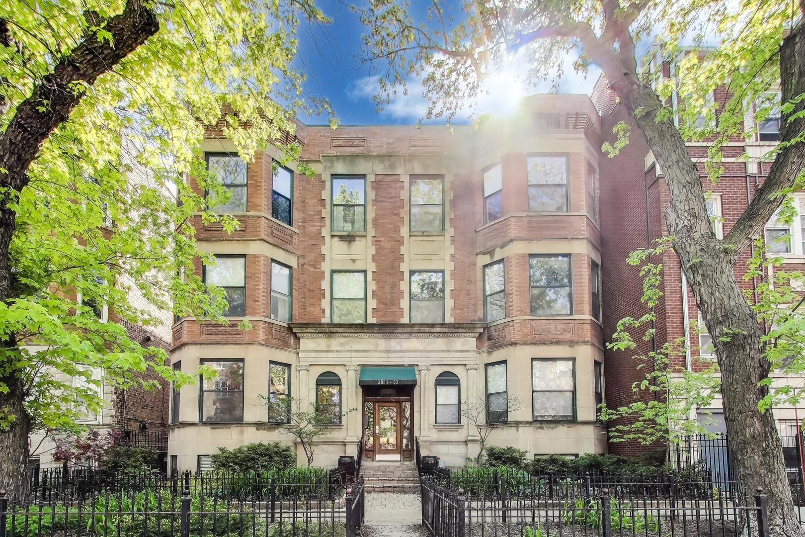 2833 N Burling Street #1N, Chicago, IL 60657