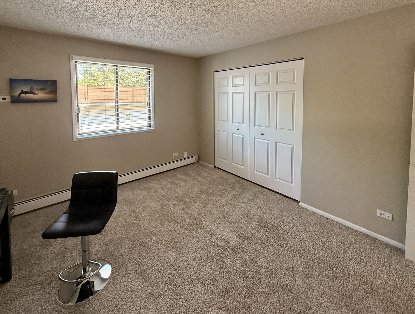 8332 Oak Leaf Drive #1601, Woodridge, IL 60517
