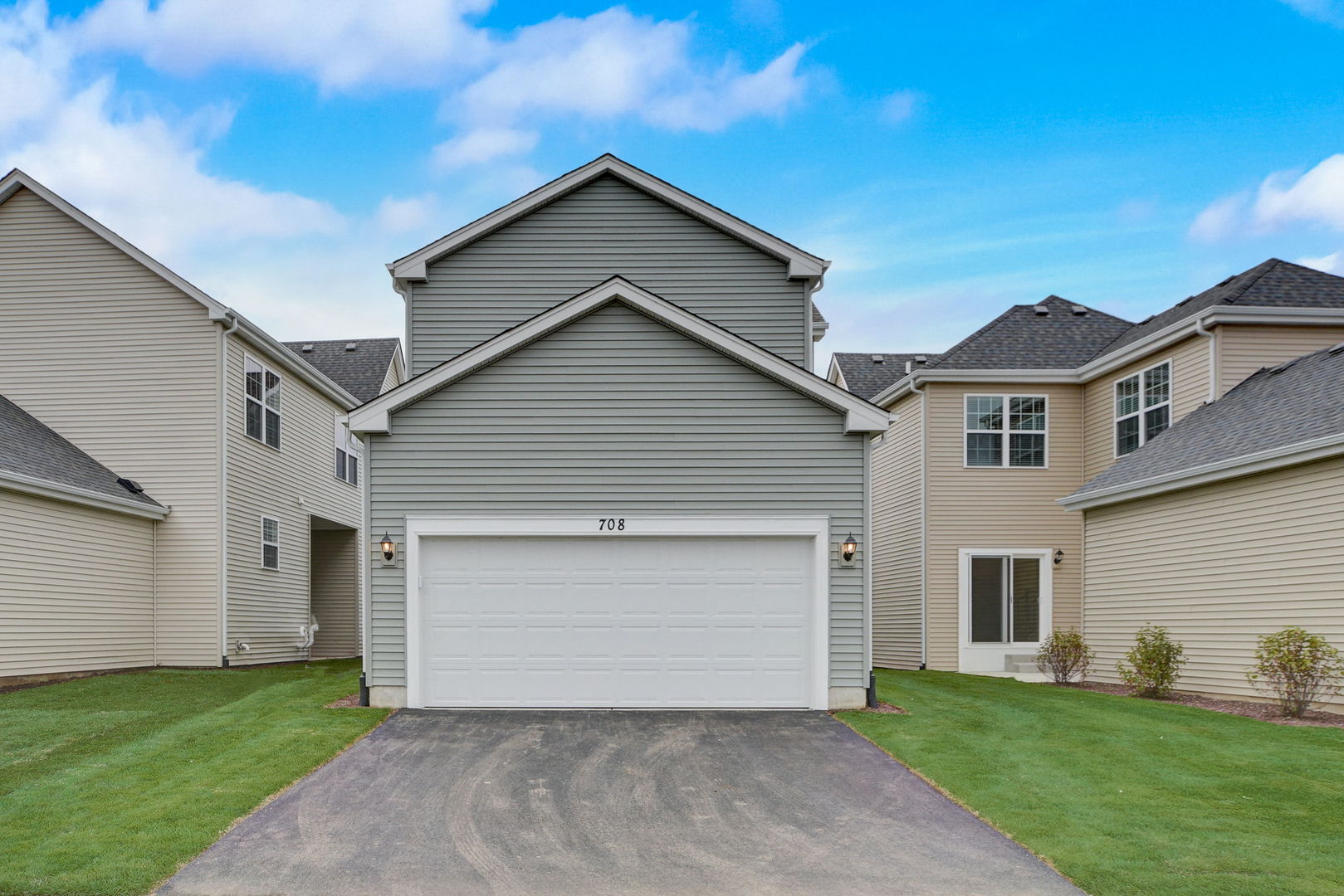 708 Station Boulevard, Elburn, IL 60119