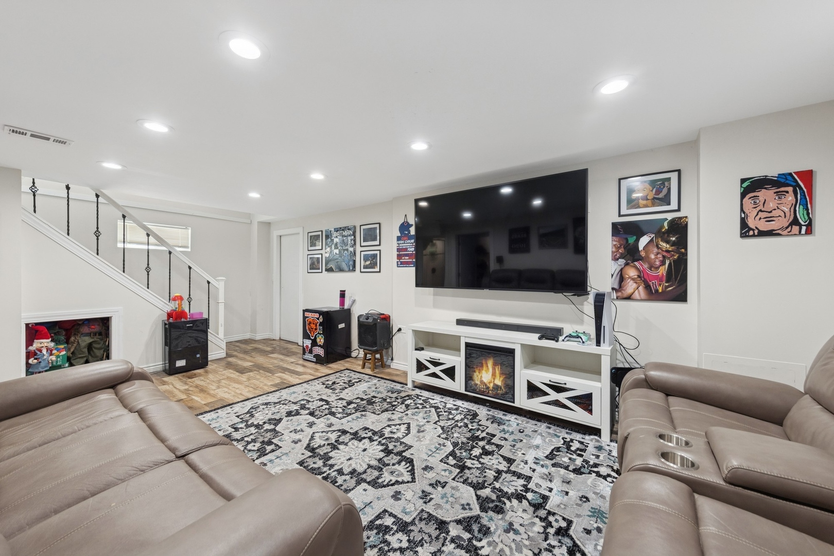 5241 S Springfield Avenue, Chicago, IL 60632