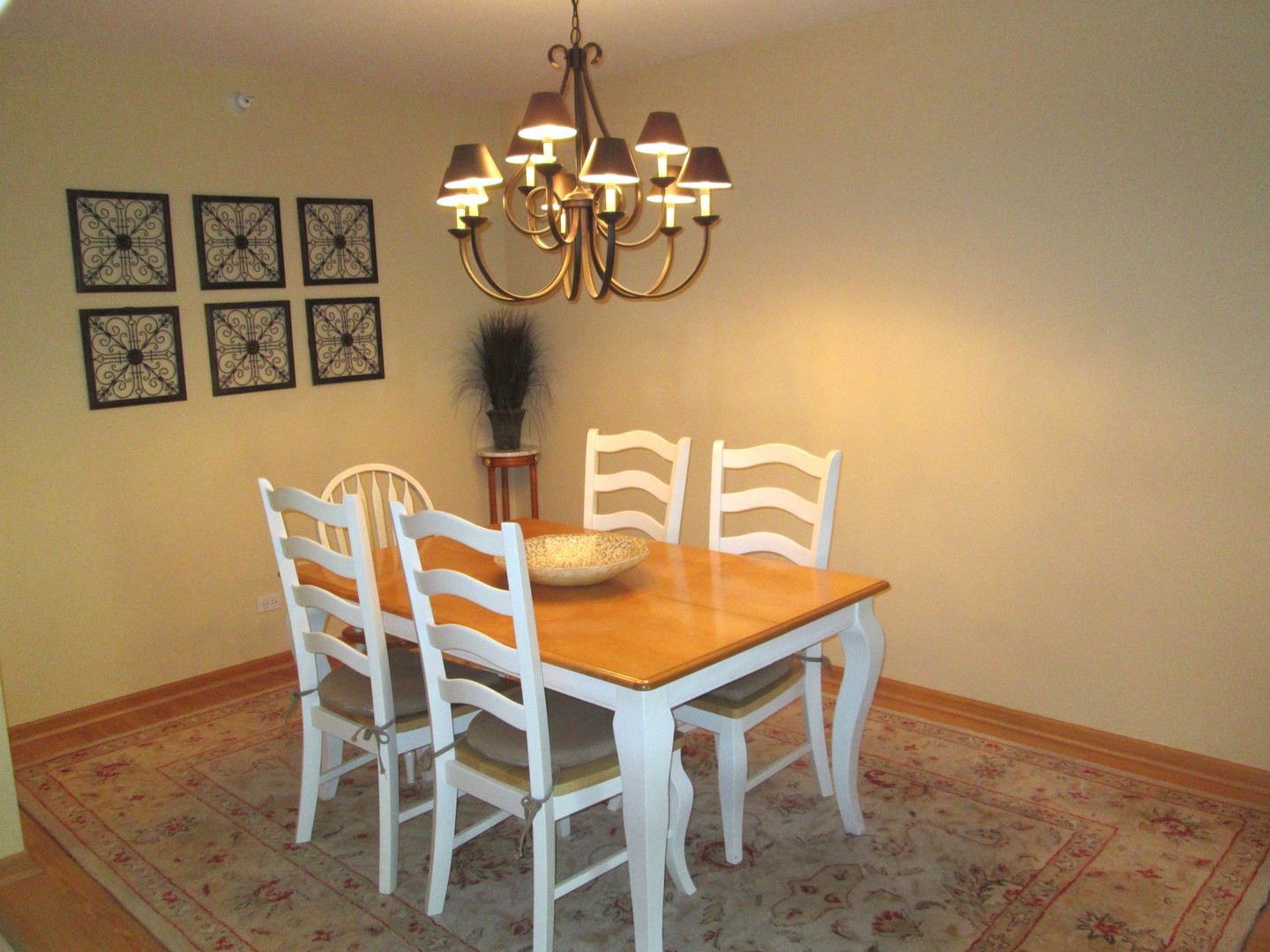 460 S NORTHWEST Highway #409, Park Ridge, IL 60068