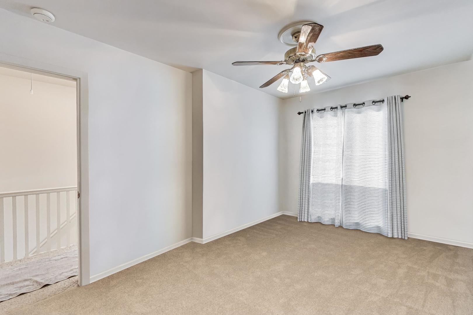 311 S Vine Avenue #C, Park Ridge, IL 60068