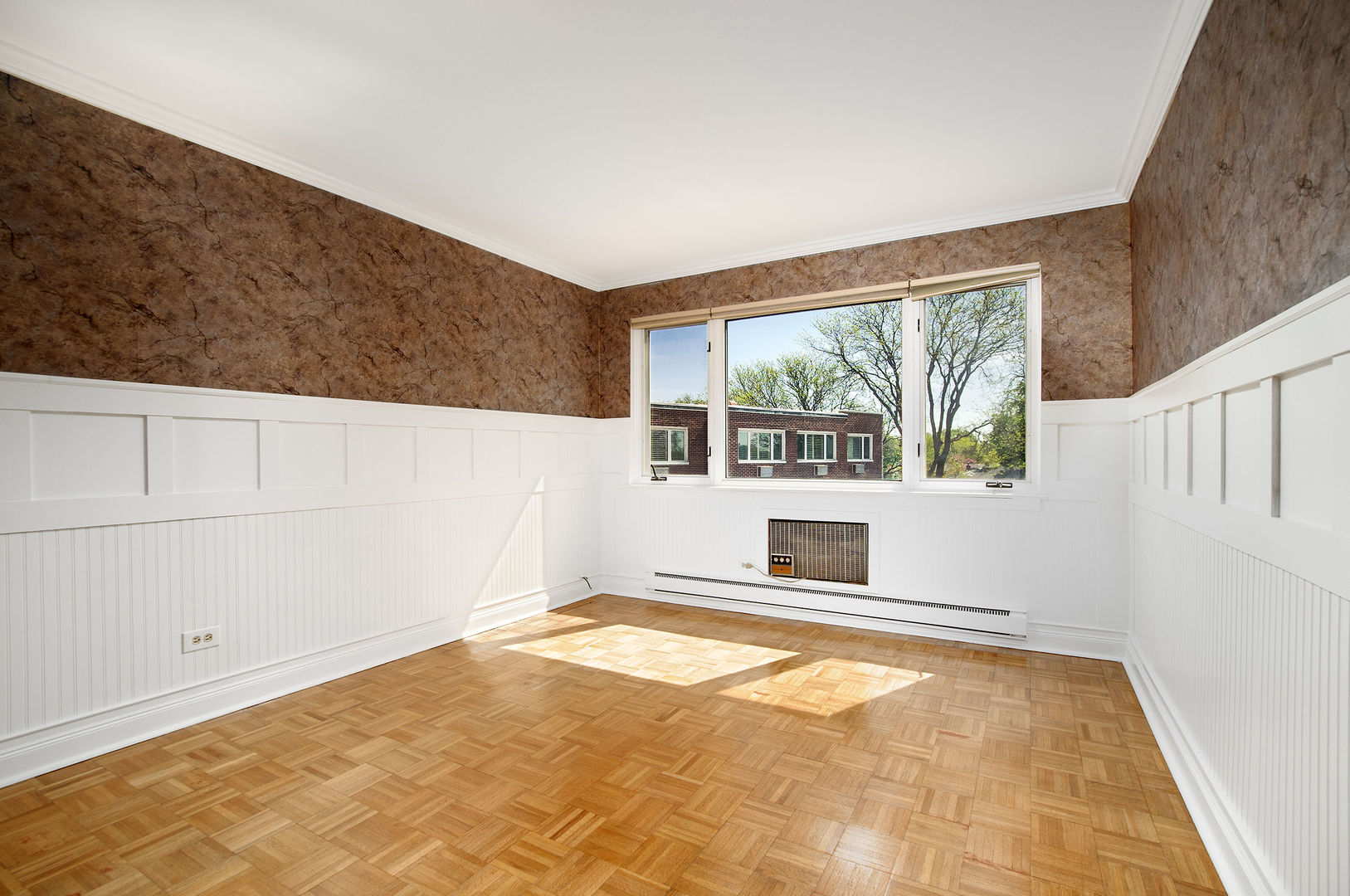 2700 E Bel Aire Drive #304, Arlington Heights, IL 60004