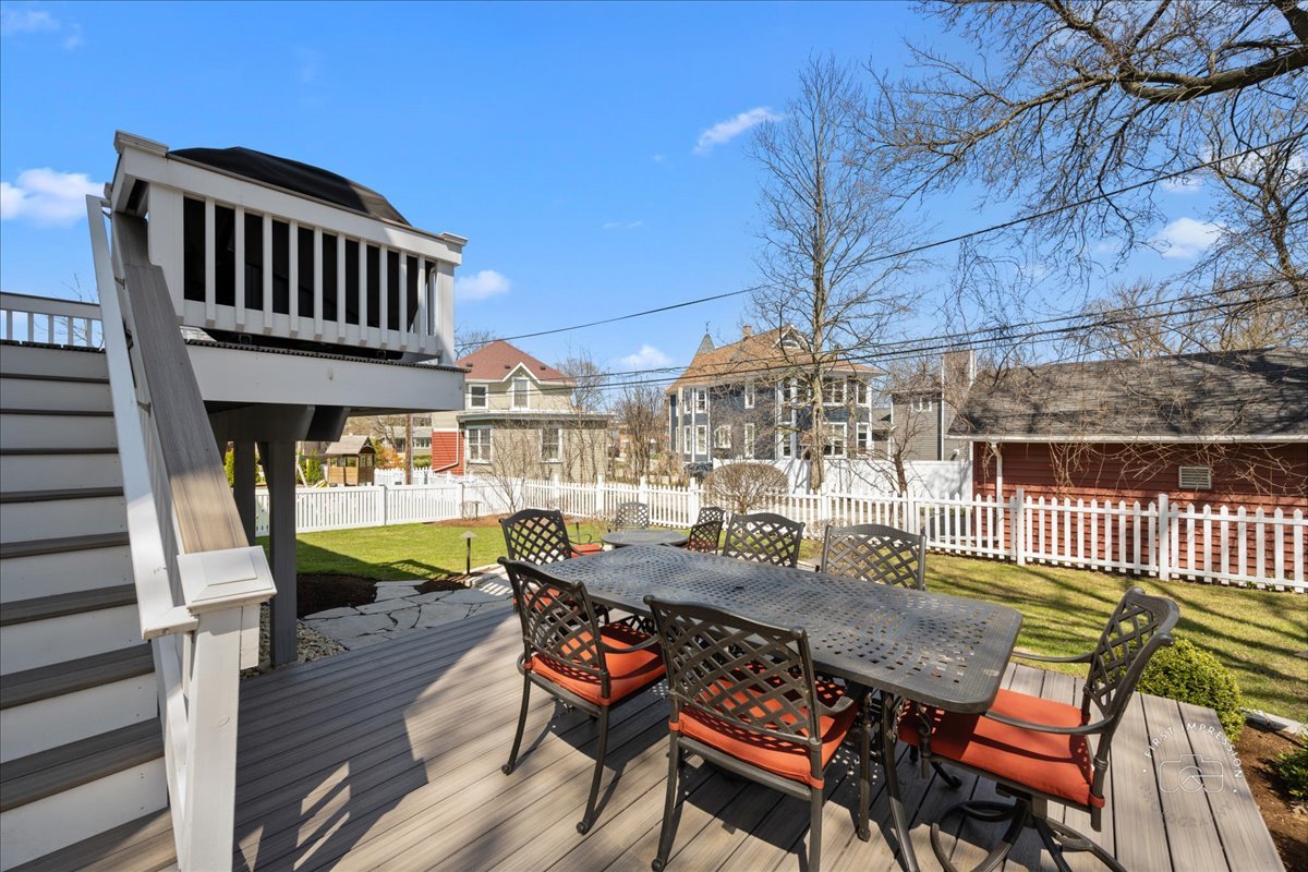 5233 Carpenter Street, Downers Grove, IL 60515