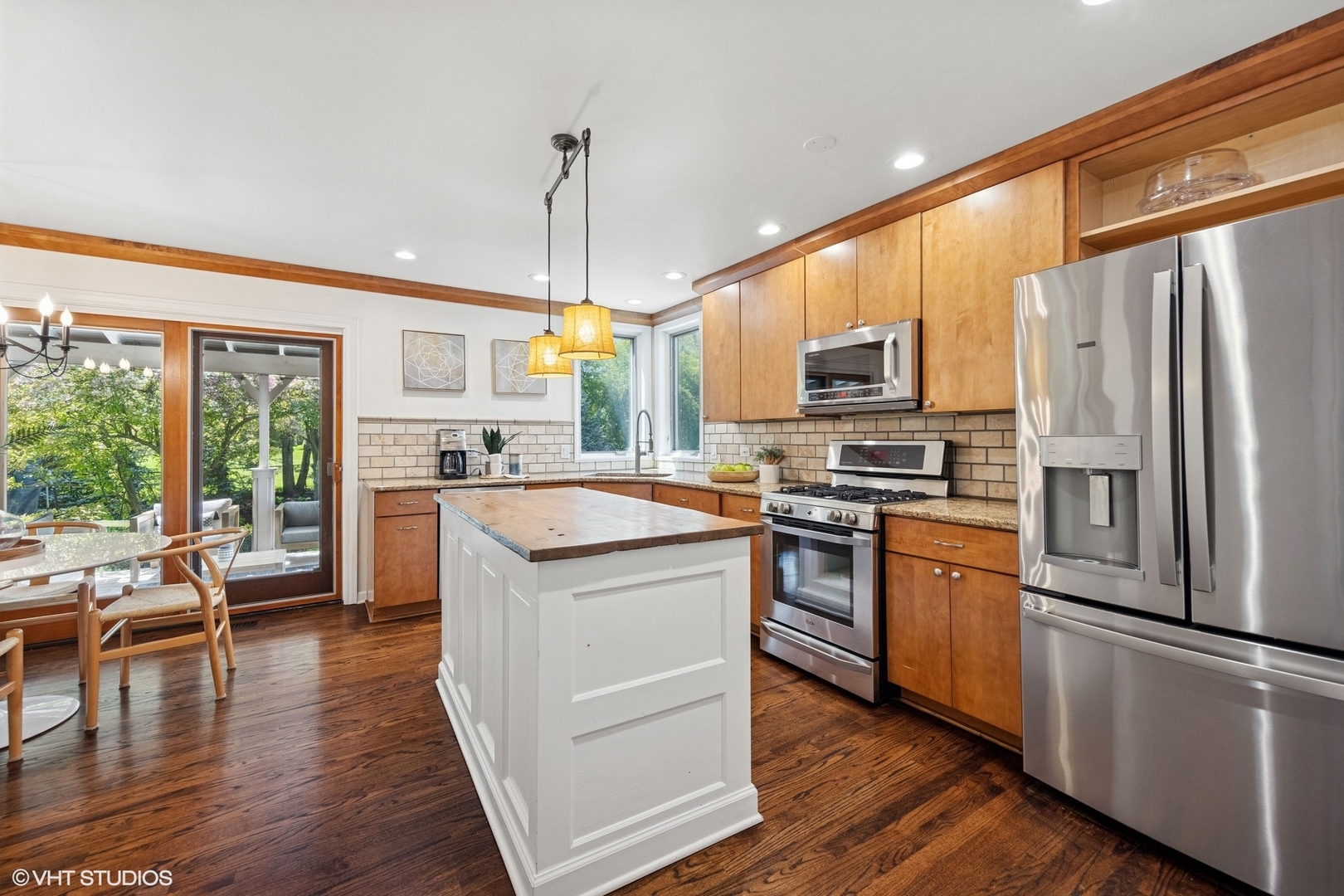 2116 Nachtman Court, Wheaton, IL 60187