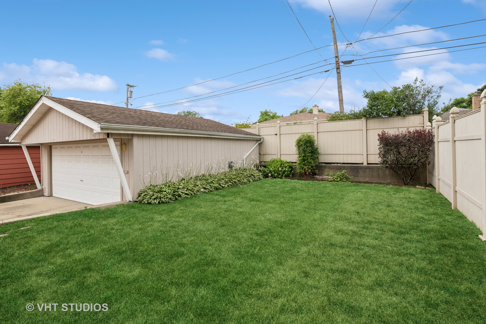 8114 N Ottawa Avenue, Niles, IL 60714
