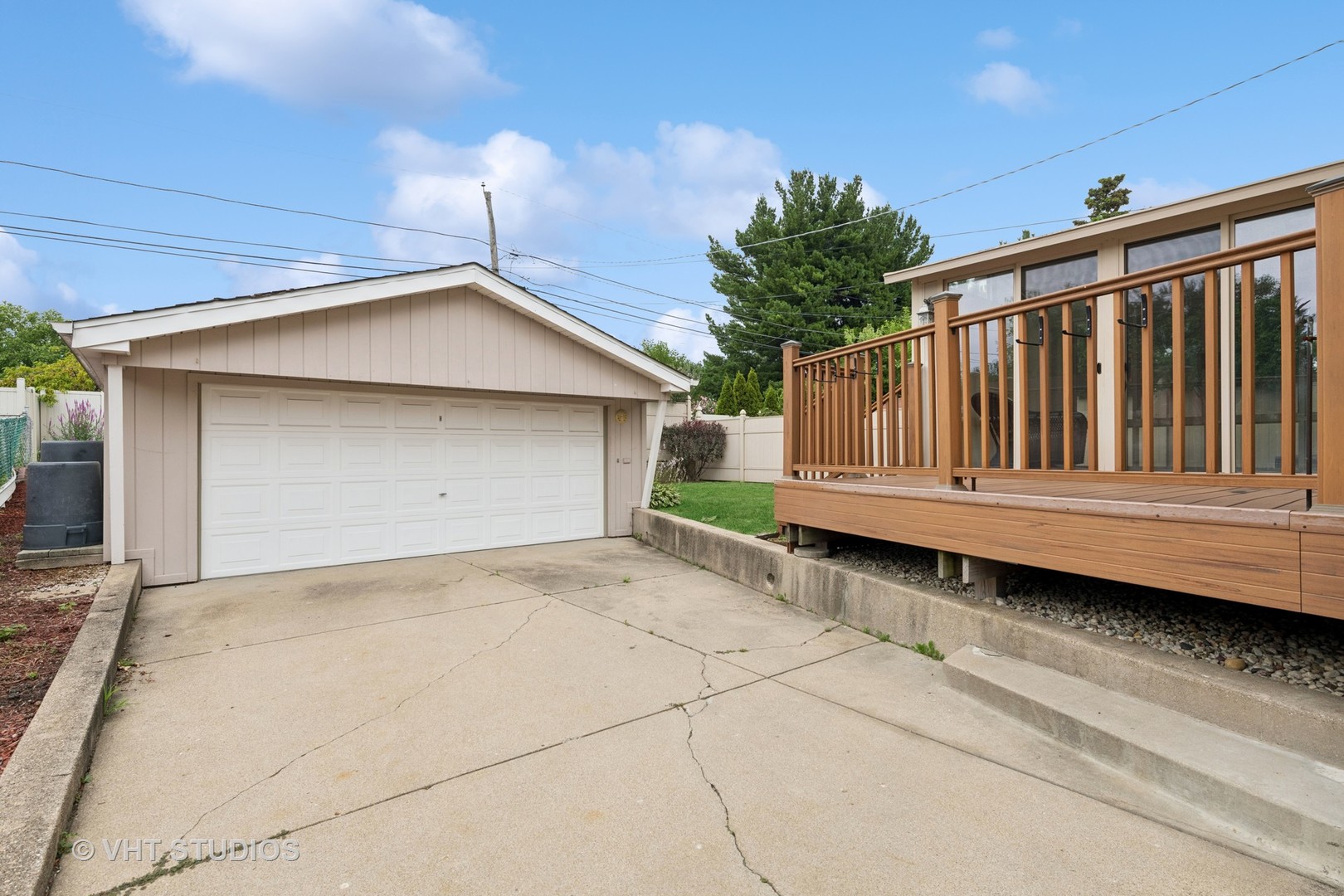 8114 N Ottawa Avenue, Niles, IL 60714