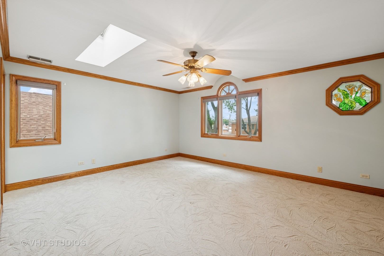 8114 N Ottawa Avenue, Niles, IL 60714