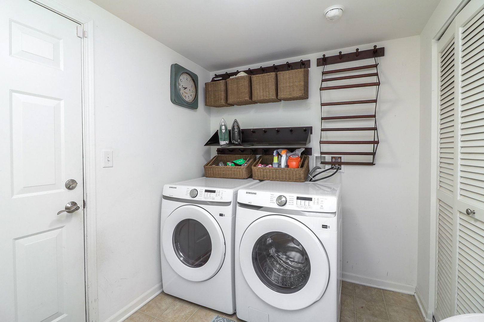 3345 KENTSHIRE Circle, Aurora, IL 60504