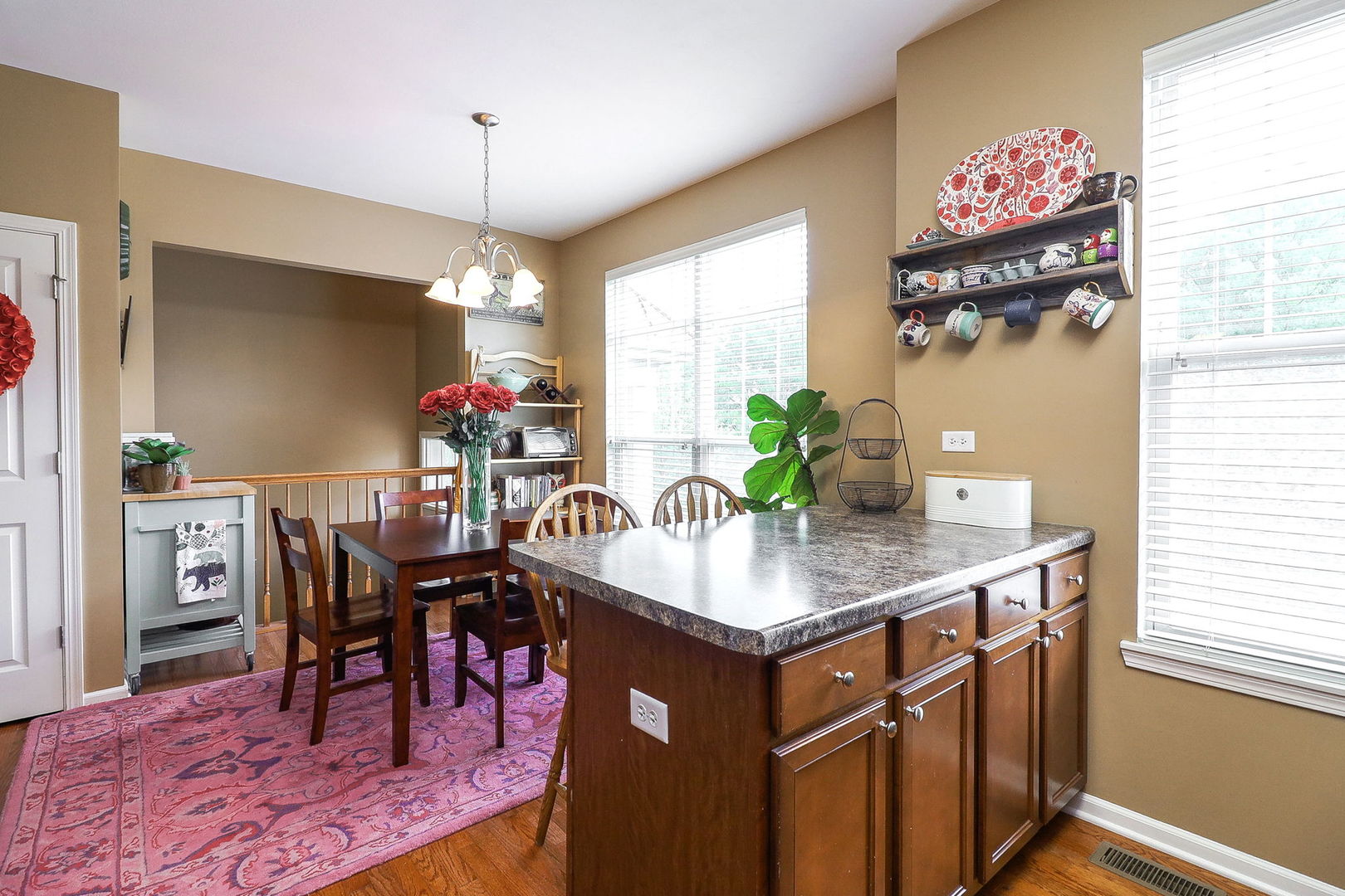 3345 KENTSHIRE Circle, Aurora, IL 60504