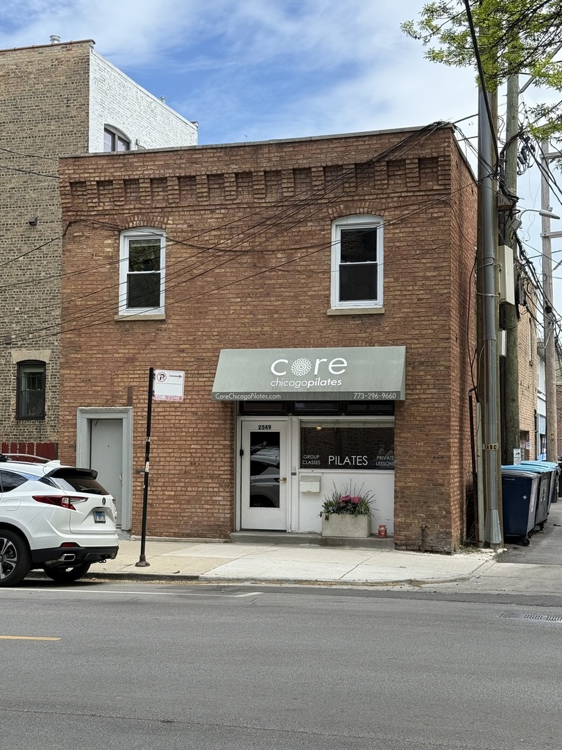 1157 W Wrightwood Avenue, Chicago, IL 60614