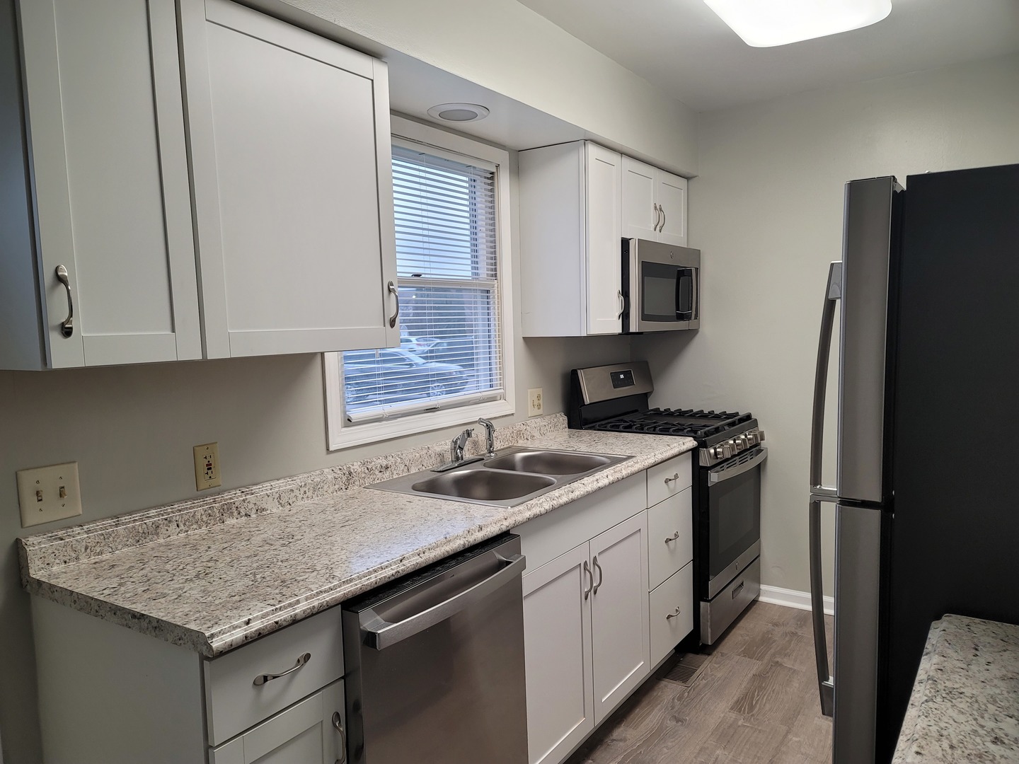112 Colonial Parkway #D, Yorkville, IL 60560