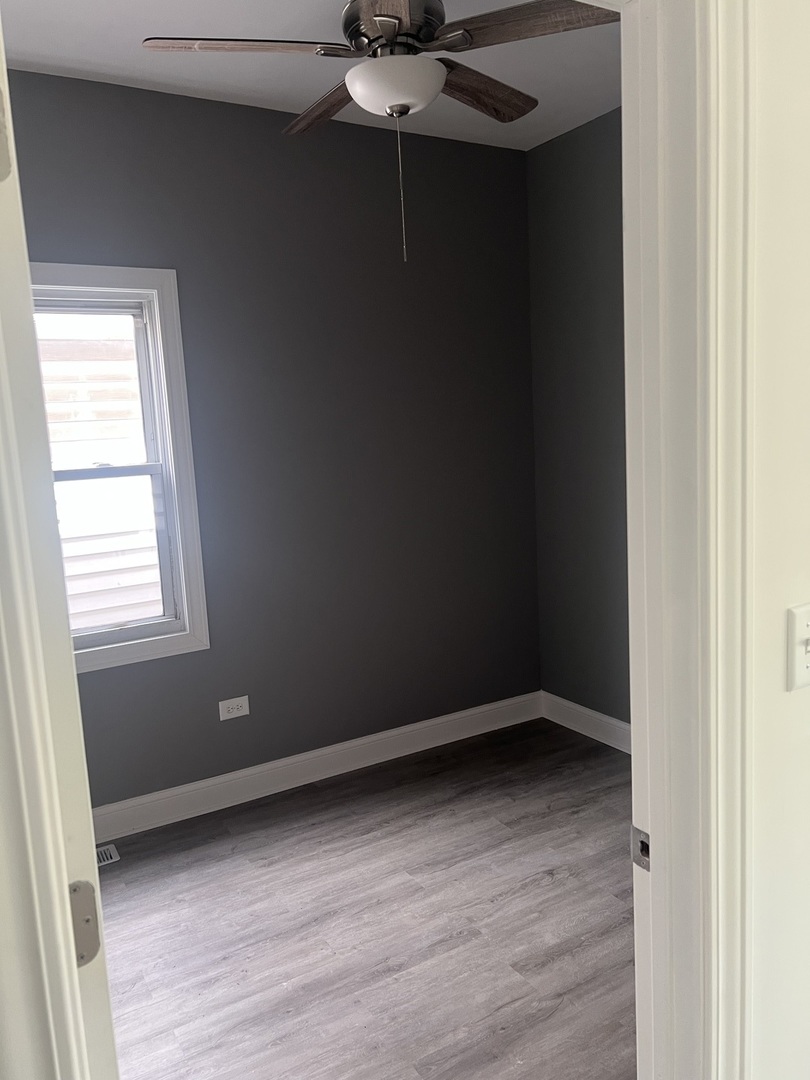 10642 S Calhoun Avenue, Chicago, IL 60617