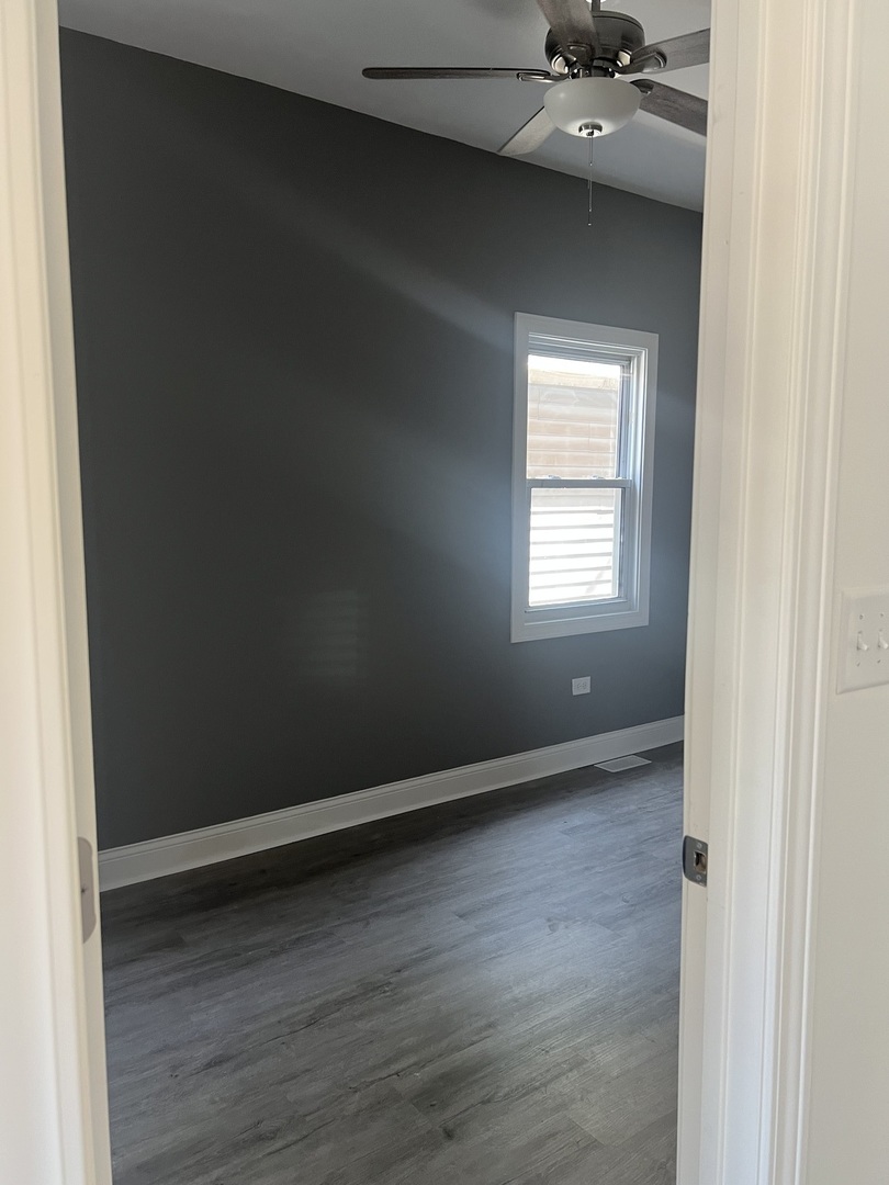 10642 S Calhoun Avenue, Chicago, IL 60617