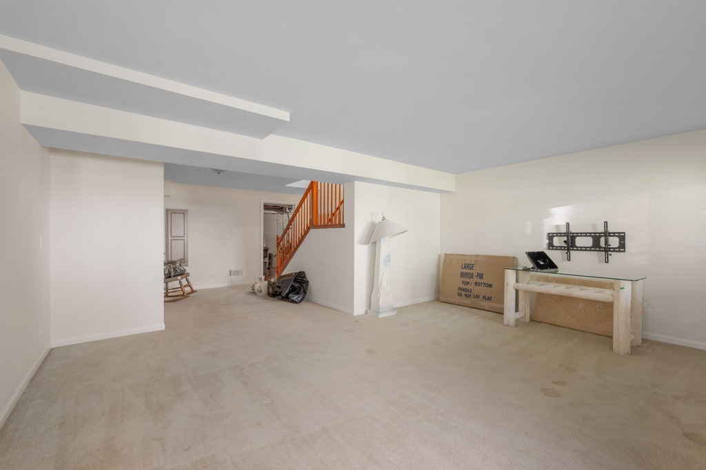 160 Orchards Pass, Bartlett, IL 60103