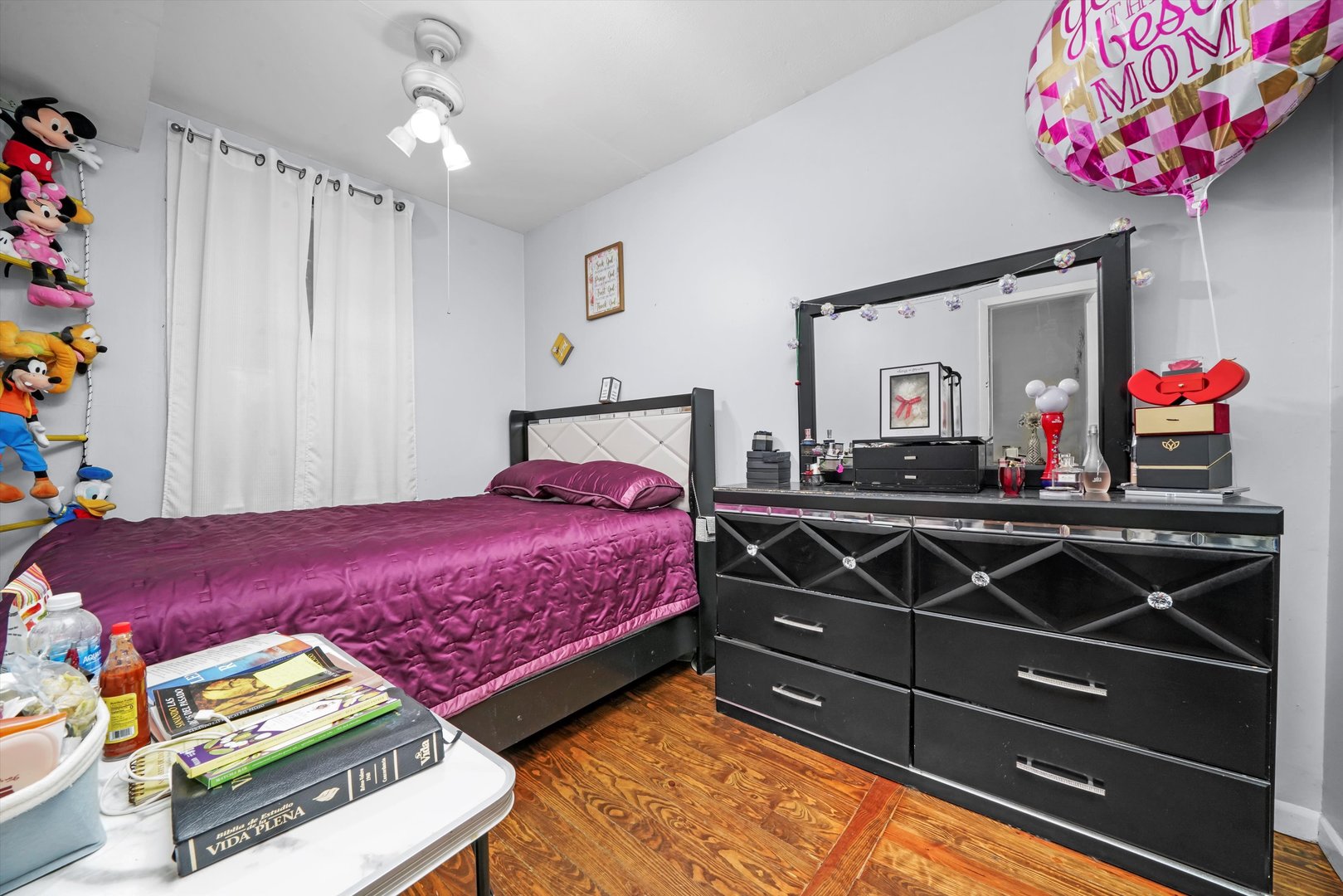 5512 W WRIGHTWOOD Avenue, Chicago, IL 60639