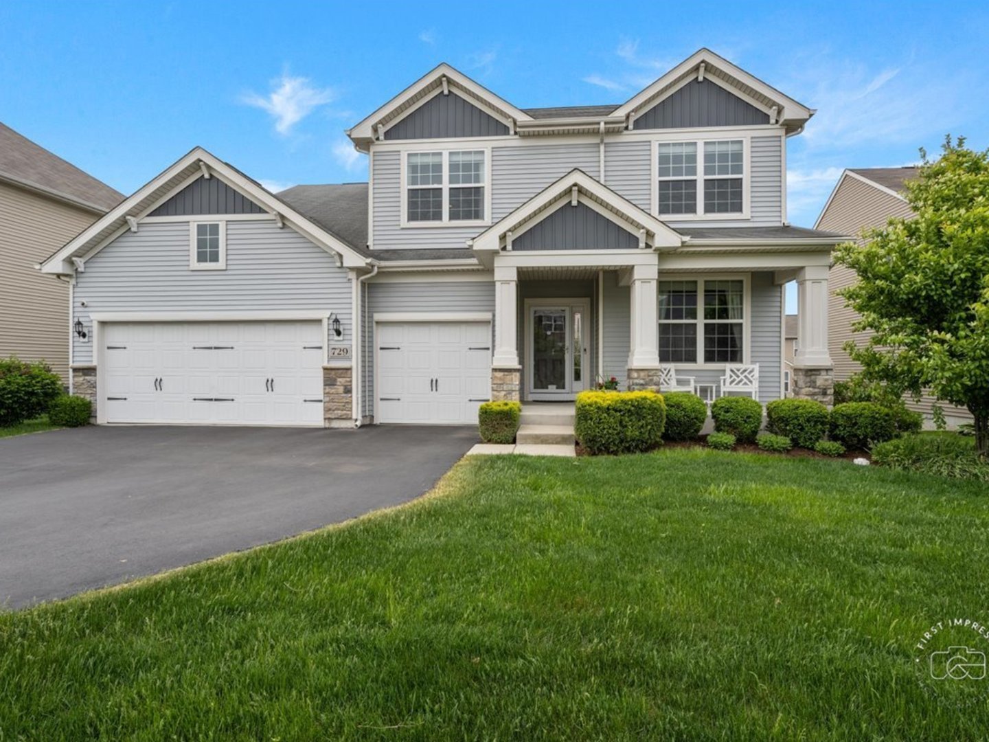 729 Hamilton Drive, South Elgin, IL 60177