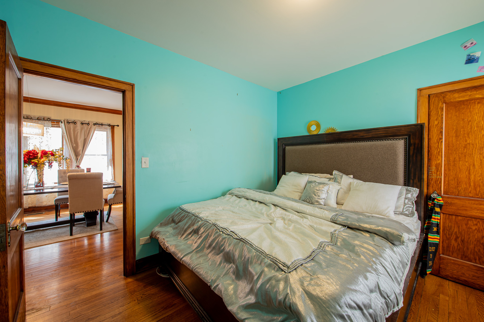 10215 S Charles Street, Chicago, IL 60643